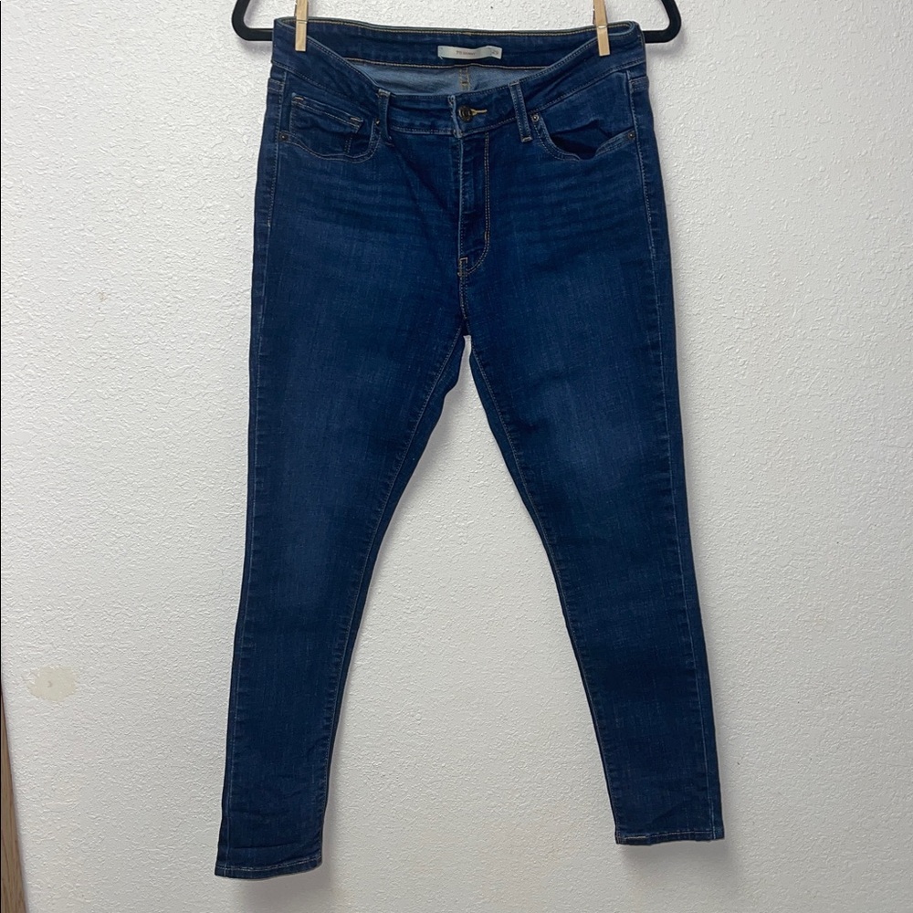 Levi's Dark Blue 711 Skinny Jeans for Women